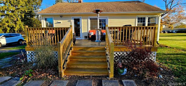 108 St Andrews Road, Walden, NY 12586