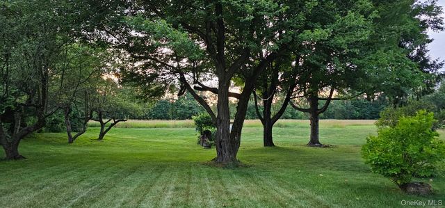 108 St Andrews Road, Walden, NY 12586