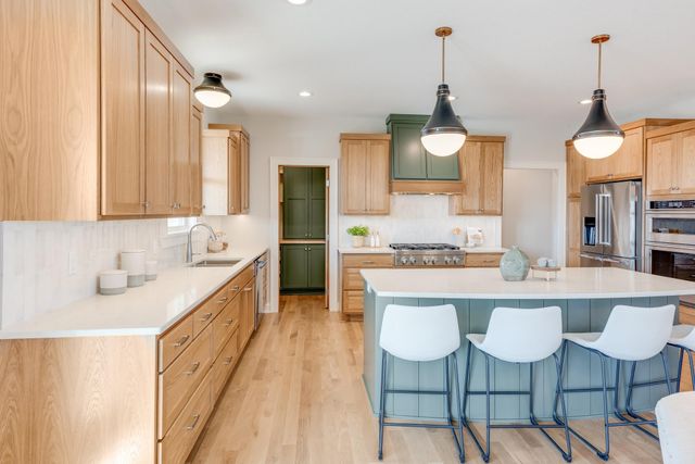 14325 Brockton Lane, Rogers, MN 55374