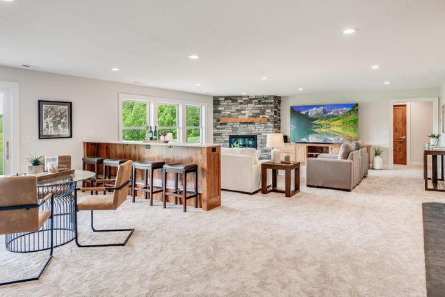 14325 Brockton Lane, Rogers, MN 55374