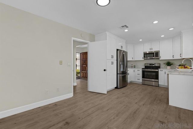 12631 Paseo Del Verano 64, San Diego, CA 92128