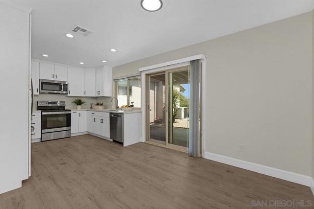 12631 Paseo Del Verano 64, San Diego, CA 92128