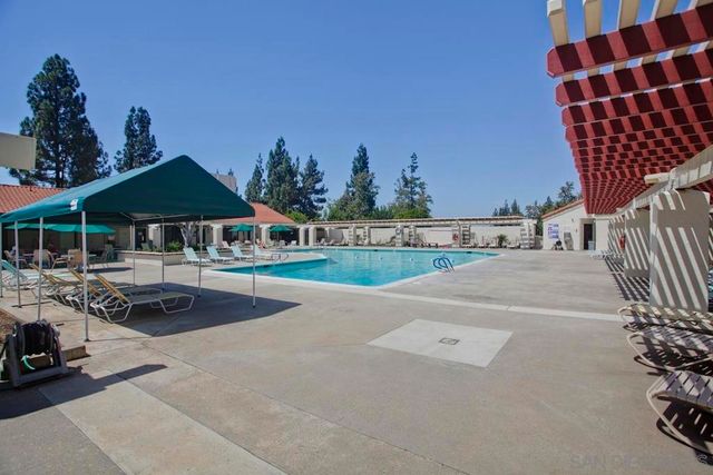 12631 Paseo Del Verano 64, San Diego, CA 92128