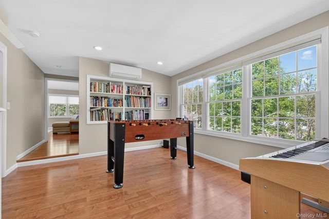 4 Lisa Lane, Hopewell Junction, NY 12533