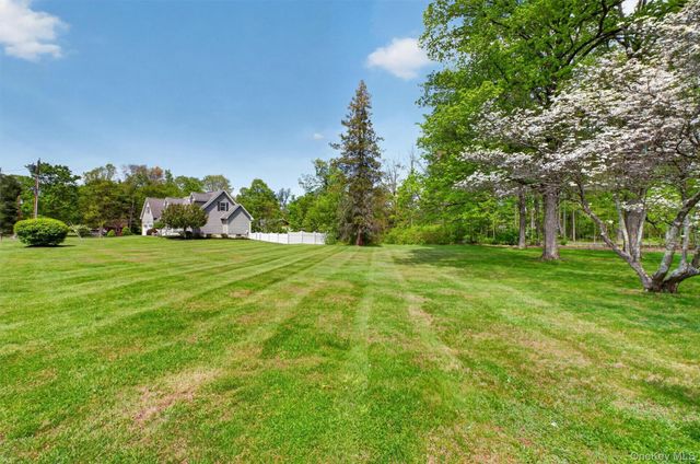 4 Lisa Lane, Hopewell Junction, NY 12533