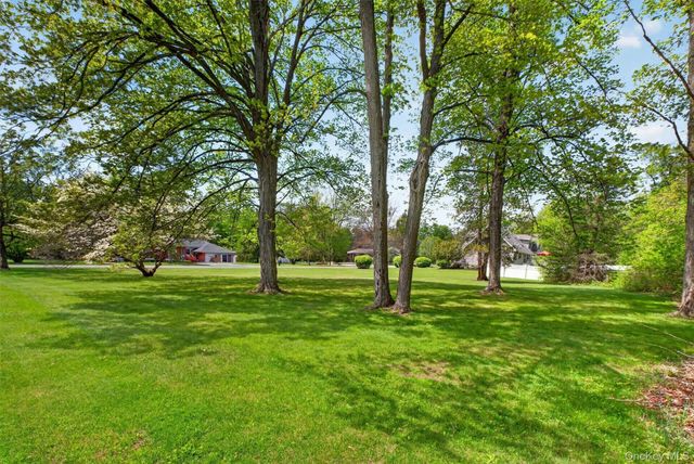 4 Lisa Lane, Hopewell Junction, NY 12533