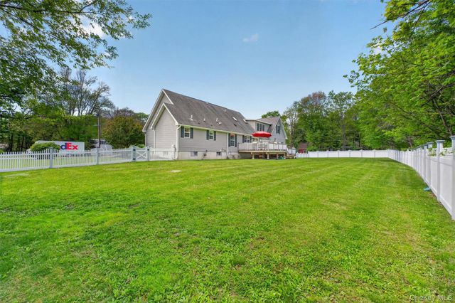 4 Lisa Lane, Hopewell Junction, NY 12533