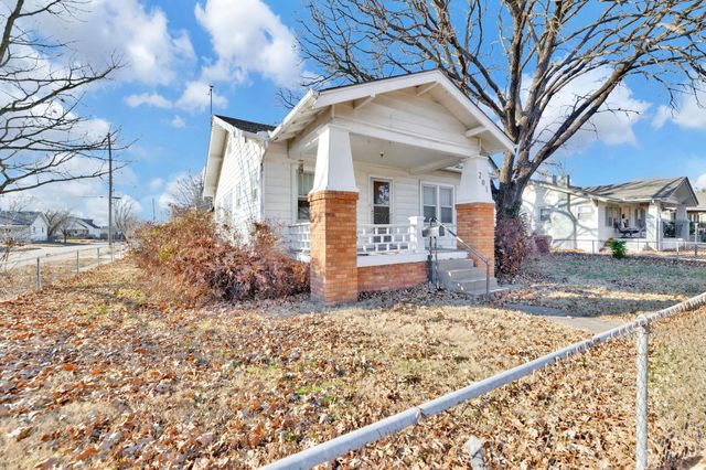 201 N Meridian Ave, Wichita, KS 67203