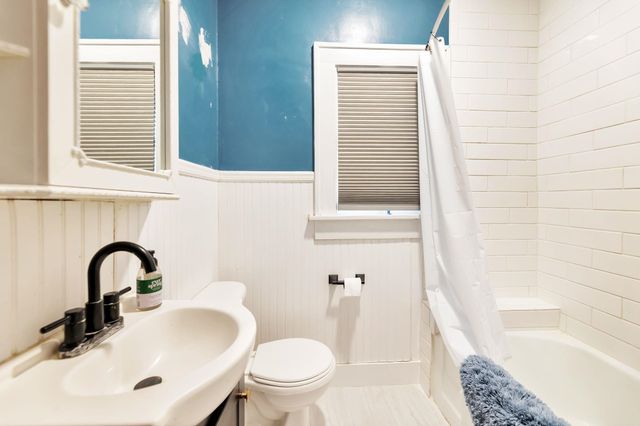 201 N Meridian Ave, Wichita, KS 67203