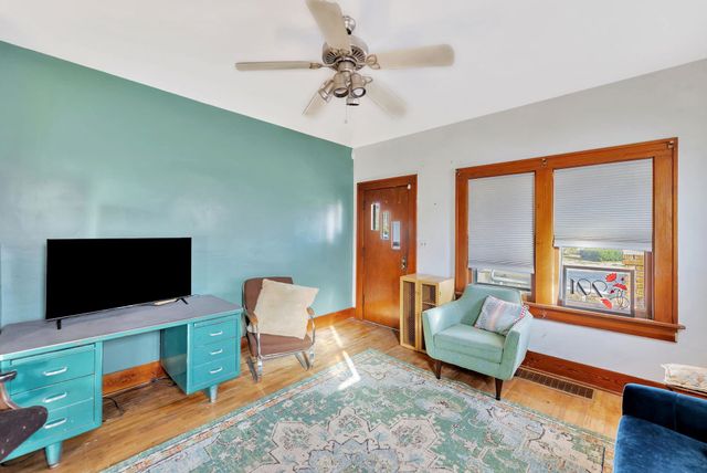 201 N Meridian Ave, Wichita, KS 67203