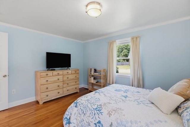 35 Kendrick Road, Wakefield, MA 01880