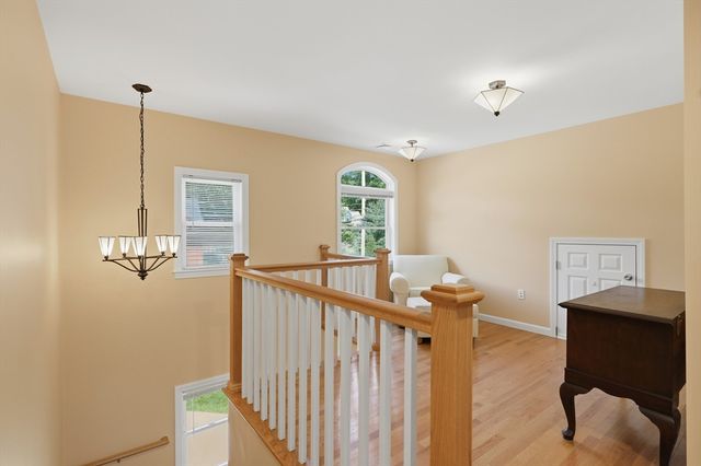 35 Kendrick Road, Wakefield, MA 01880