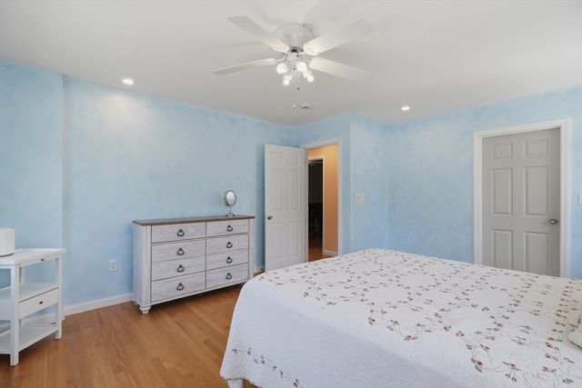 35 Kendrick Road, Wakefield, MA 01880