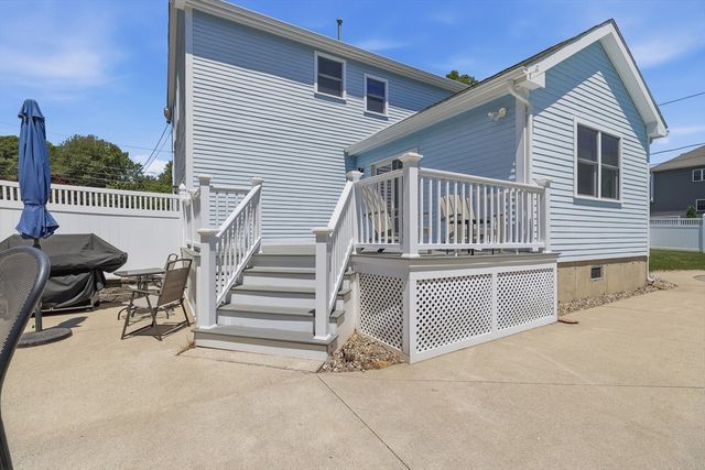 35 Kendrick Road, Wakefield, MA 01880