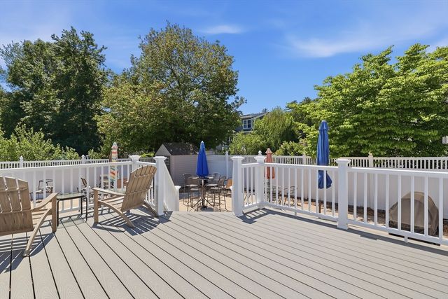 35 Kendrick Road, Wakefield, MA 01880