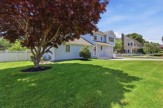35 Kendrick Road, Wakefield, MA 01880