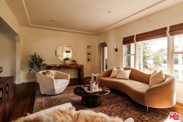 3719 Somerset Drive, Los Angeles, CA 90016