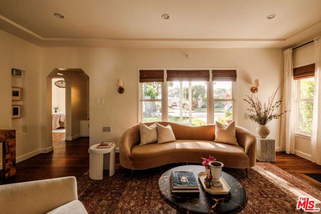3719 Somerset Drive, Los Angeles, CA 90016