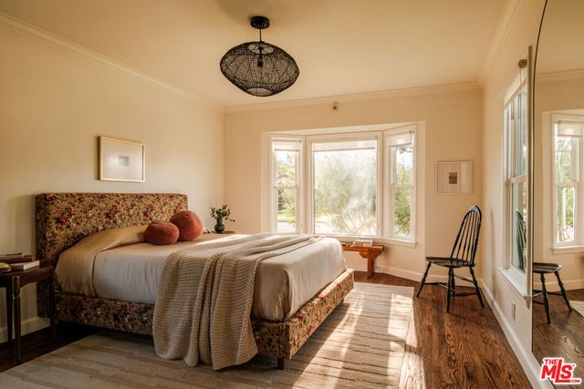 3719 Somerset Drive, Los Angeles, CA 90016