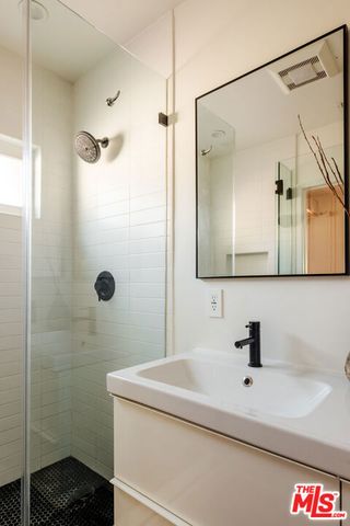 3719 Somerset Drive, Los Angeles, CA 90016