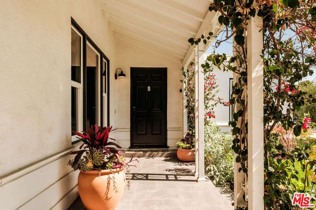 3719 Somerset Drive, Los Angeles, CA 90016