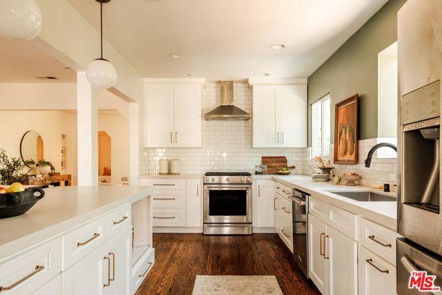 3719 Somerset Drive, Los Angeles, CA 90016