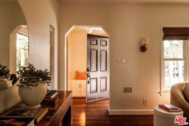 3719 Somerset Drive, Los Angeles, CA 90016