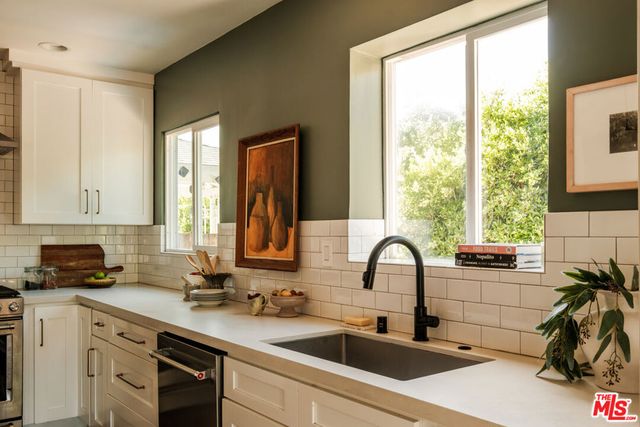 3719 Somerset Drive, Los Angeles, CA 90016