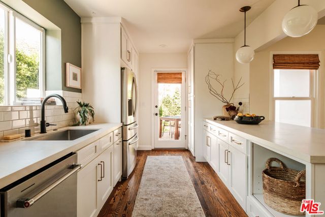 3719 Somerset Drive, Los Angeles, CA 90016