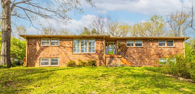 6524 Brownlee Dr, Nashville, TN 37205