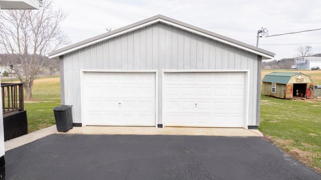 209 Tate Drive, Monticello, KY 42633