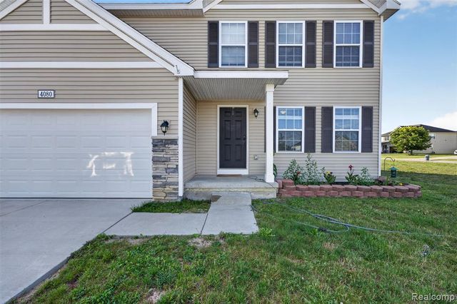 4080 Meadow Walk Boulevard, Grand Blanc, MI 48439