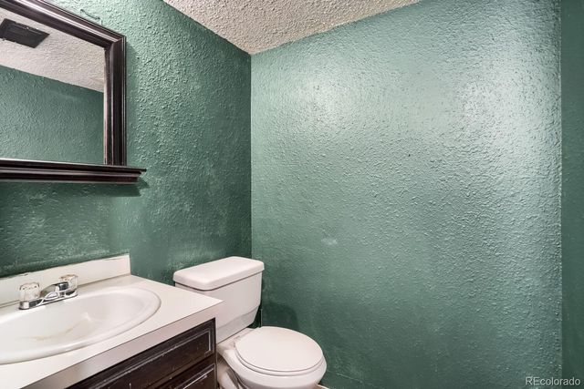 7373 W Florida Avenue E, Lakewood, CO 80232