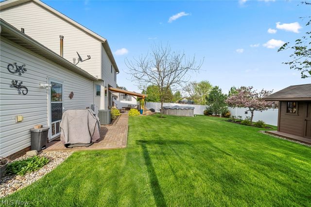 114 Shawnee Circle, Louisville, OH 44641