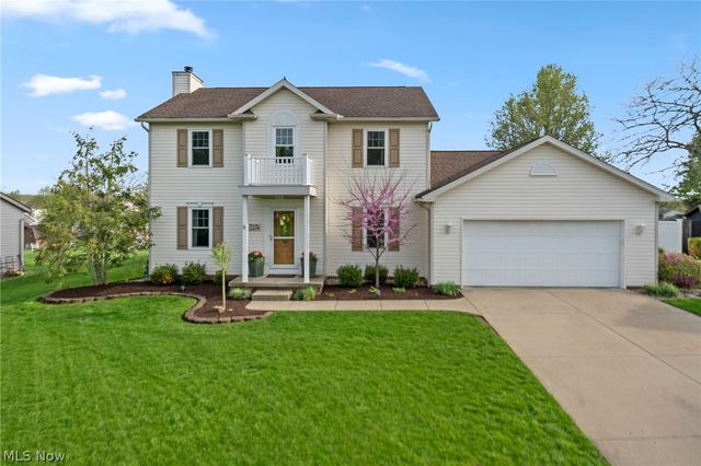 114 Shawnee Circle, Louisville, OH 44641