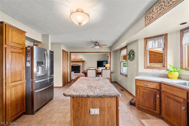 114 Shawnee Circle, Louisville, OH 44641