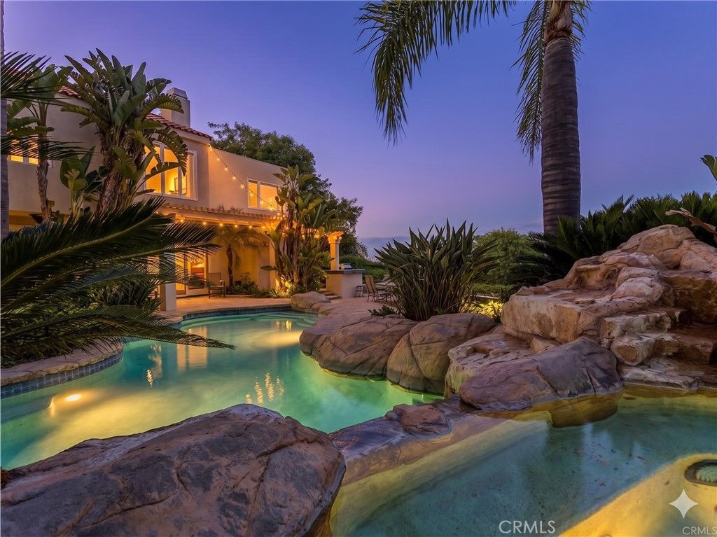 Image 2 of property listing at 24142 Park Riviera, Calabasas, CA 91302