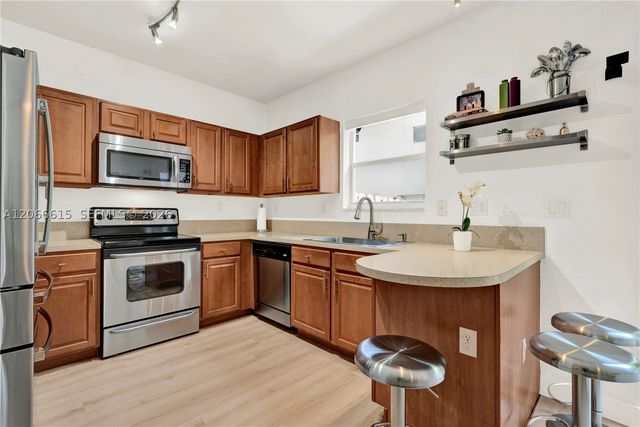 9318 SW 220th St, Cutler Bay, FL 33190