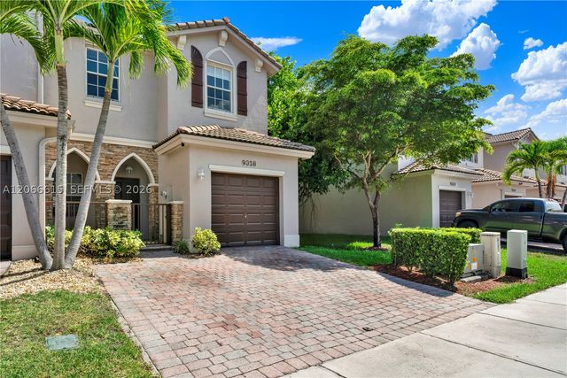 9318 SW 220th St, Cutler Bay, FL 33190