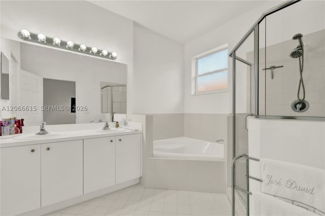 9318 SW 220th St, Cutler Bay, FL 33190