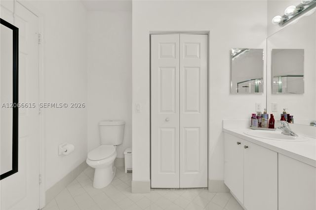 9318 SW 220th St, Cutler Bay, FL 33190