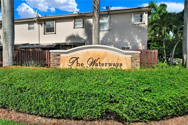 9318 SW 220th St, Cutler Bay, FL 33190