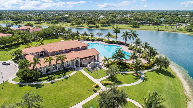 9318 SW 220th St, Cutler Bay, FL 33190