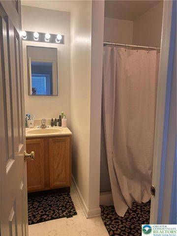 2465 Gillian, Forks Twp, PA 18040