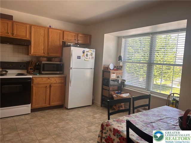 2465 Gillian, Forks Twp, PA 18040
