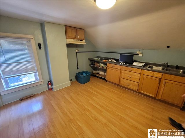 423 Lincoln Street, Jamestown, NY 14701