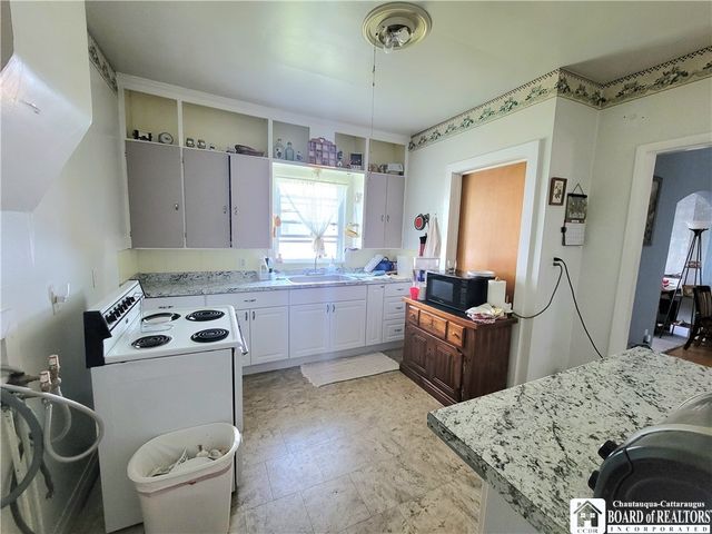 423 Lincoln Street, Jamestown, NY 14701