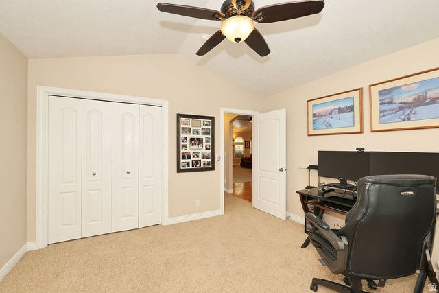 11223 S AUTUMN FARM DR, South Jordan, UT 84095