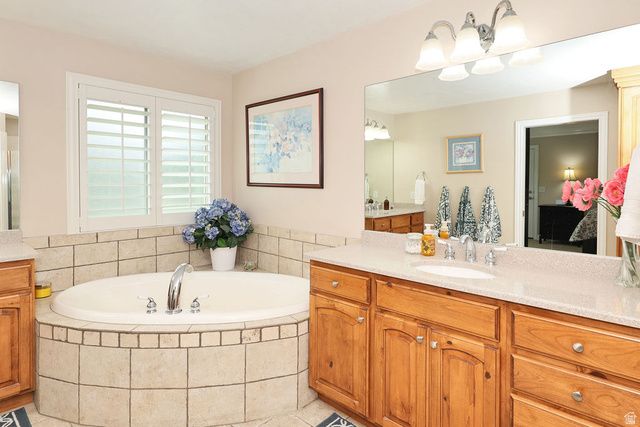 11223 S AUTUMN FARM DR, South Jordan, UT 84095