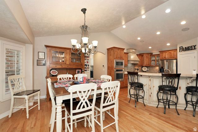 11223 S AUTUMN FARM DR, South Jordan, UT 84095